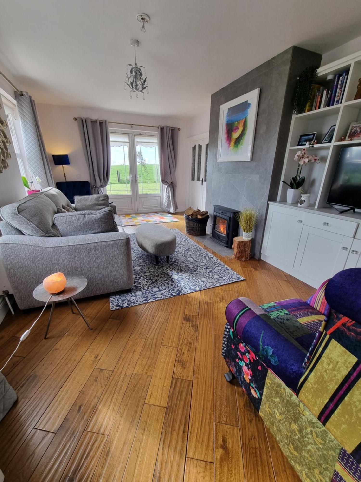 The Pink Door Apartment Killala Екстериор снимка